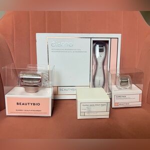 GloPRO Microneedling Regeneration Tool Set - White and Pink